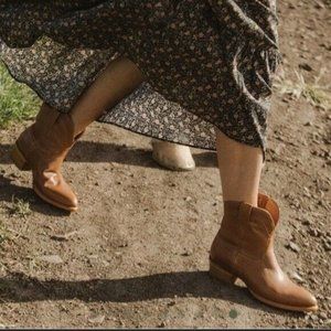 Tecovas Women's The Penny Light Brown Tan LeatherWestern Ankle Boot Size 9
